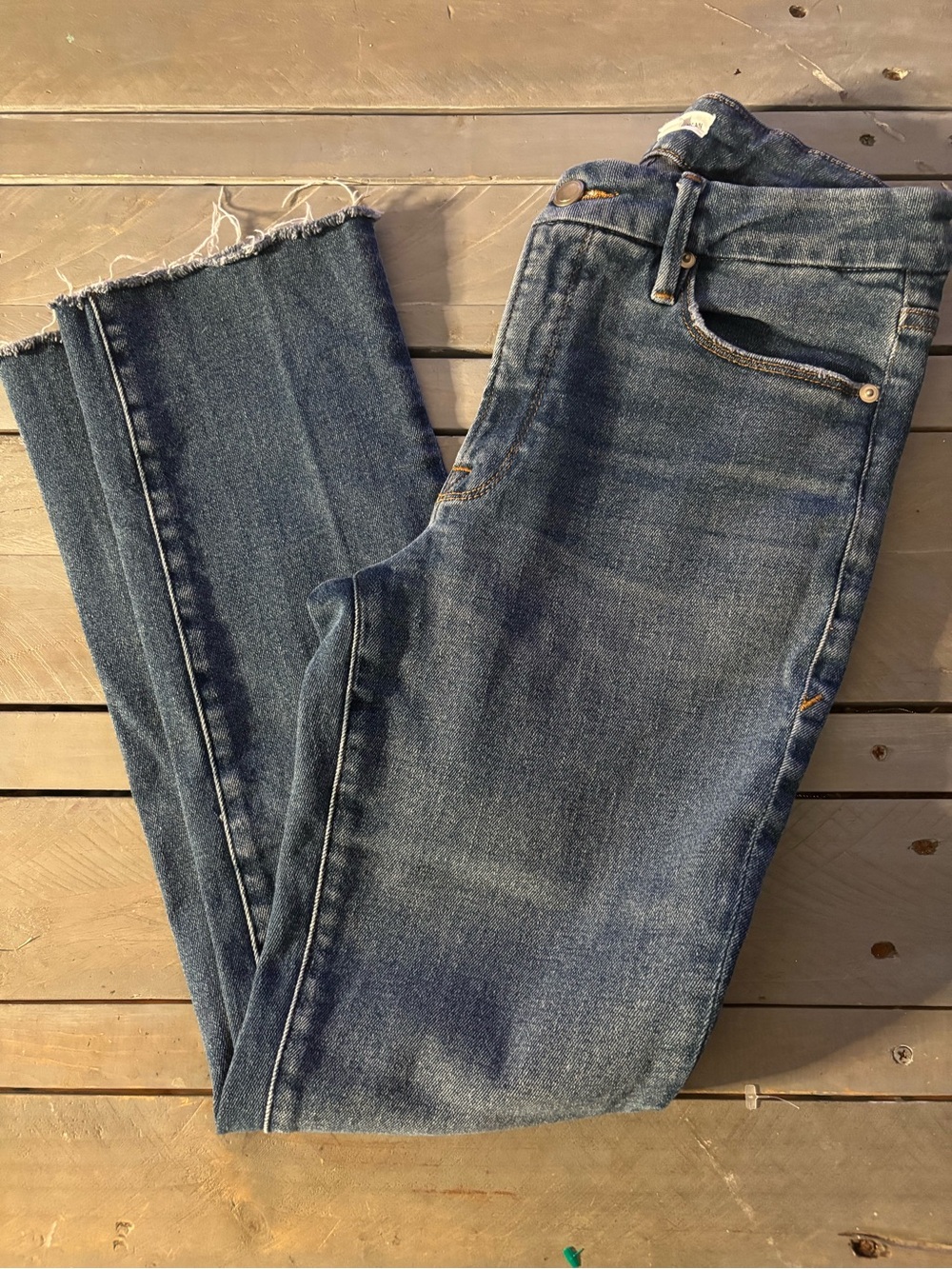 Good American Good Legs Straight Raw Hem Jeans - Size 26 / 2 (measures 28)